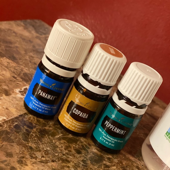 Headache Essential Oil 10ml Roller - Picture 2 of 2